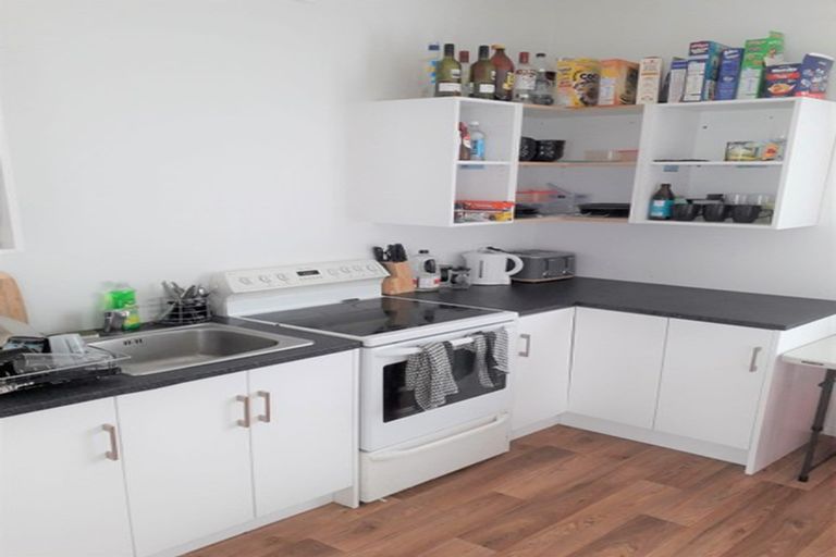 Photo of property in 11 Caroline Street, Mount Victoria, Wellington, 6011