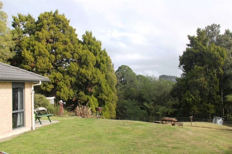 Photo of property in 105 Judge Richardson Drive, Opaheke, Papakura, 2584