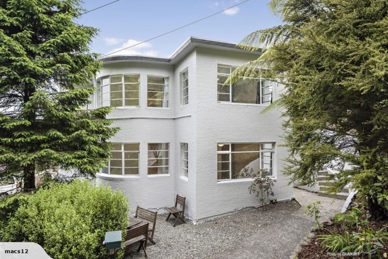 Photo of property in 13a Kim Street, Khandallah, Wellington, 6035