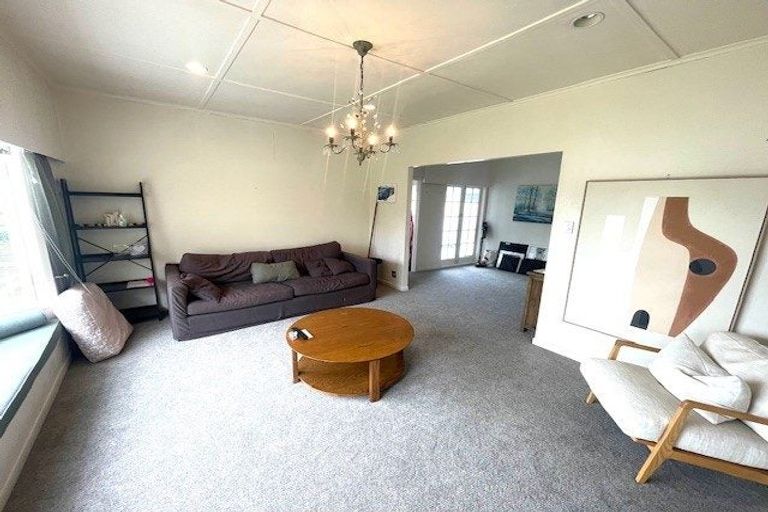 Photo of property in 63a Castor Road, Castor Bay, Auckland, 0620