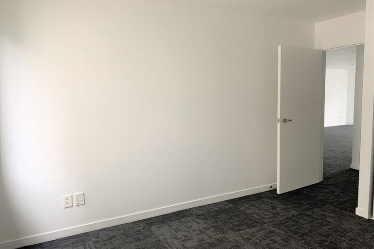 Photo of property in St James Courts, 3/77 Gloucester Street, Christchurch Central, Christchurch, 8013
