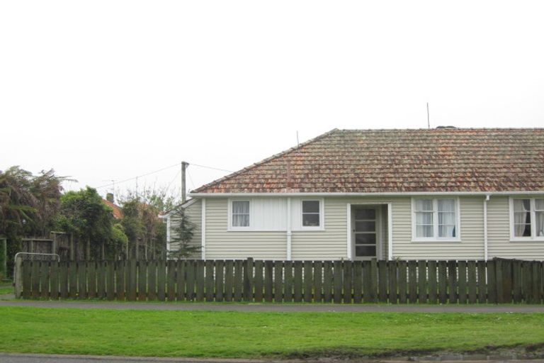 Photo of property in 38 Parris Street, Waitara, 4320