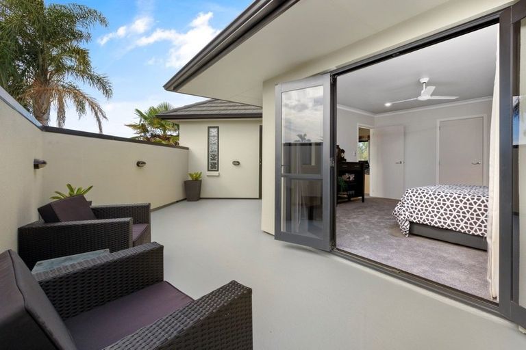 Photo of property in 2 Santa Monica Drive, Papamoa Beach, Papamoa, 3118