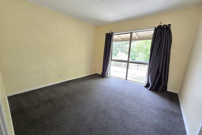 Photo of property in 14 Palmetto Place, Goodwood Heights, Auckland, 2105