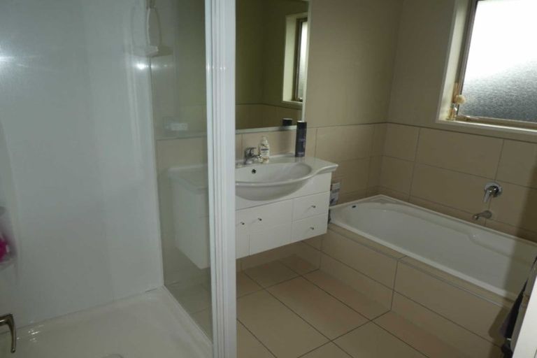 Photo of property in 6 Papaumu Green, Parklands, Christchurch, 8083