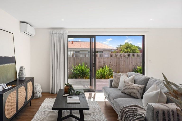 Photo of property in 1/45 Division Street, Riccarton, Christchurch, 8041