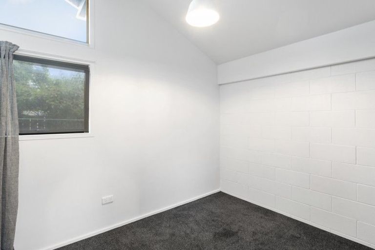 Photo of property in 14a Woodleigh Street, Frankleigh Park, New Plymouth, 4310