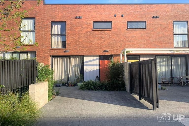 Photo of property in 6 Uku Lane, Hobsonville, Auckland, 0616