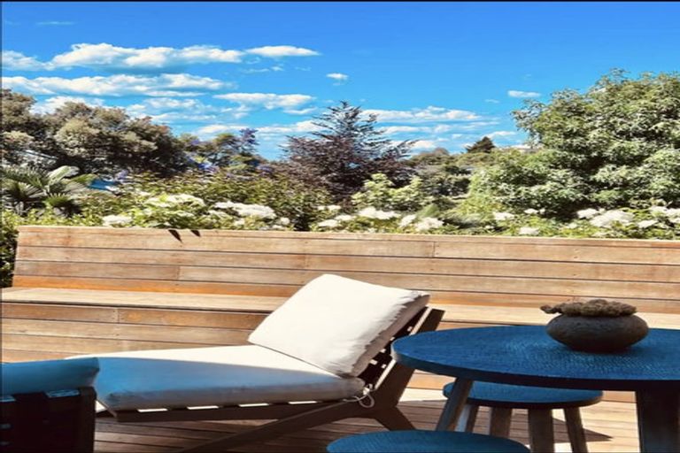 Photo of property in 27a Goldsmith Road, Hospital Hill, Napier, 4110