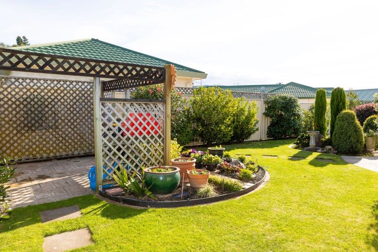 Photo of property in 8 Dules Walk, Taradale, Napier, 4112