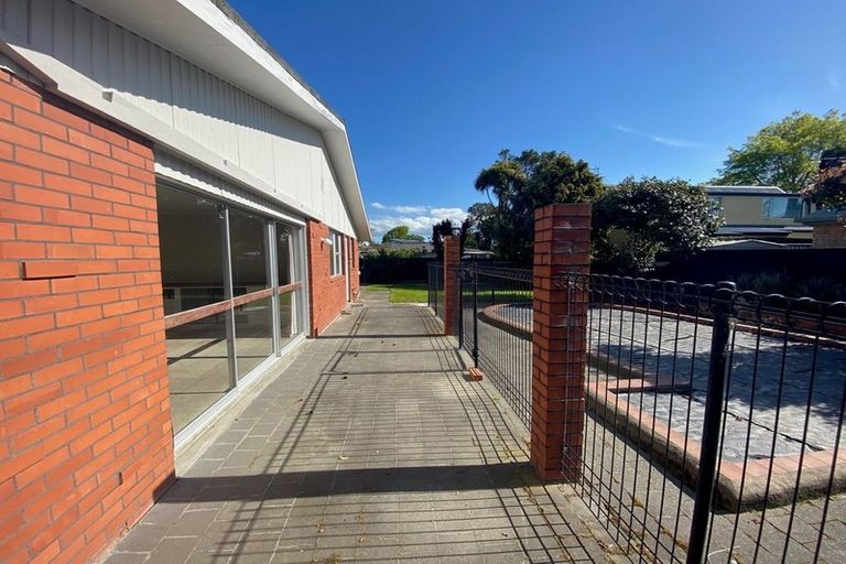 Photo of property in 5c Gilmore Place, Burnside, Christchurch, 8053