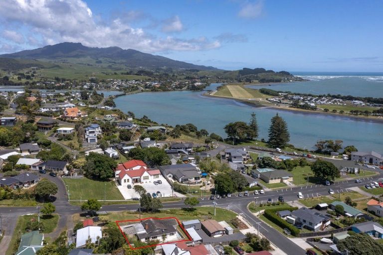 Photo of property in 14 Stewart Street, Raglan, 3225