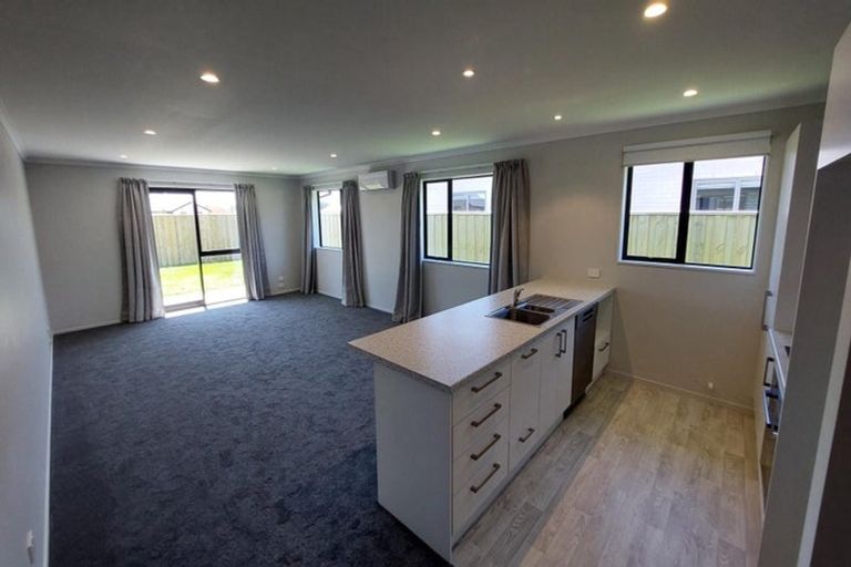 Photo of property in 43 Crossley Avenue, Woodend, 7610