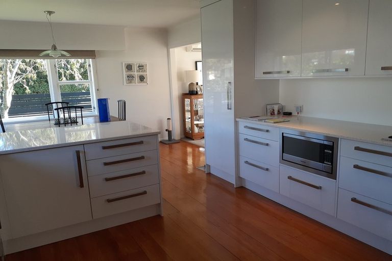 Photo of property in 10 Matuku Street, Heretaunga, Upper Hutt, 5018