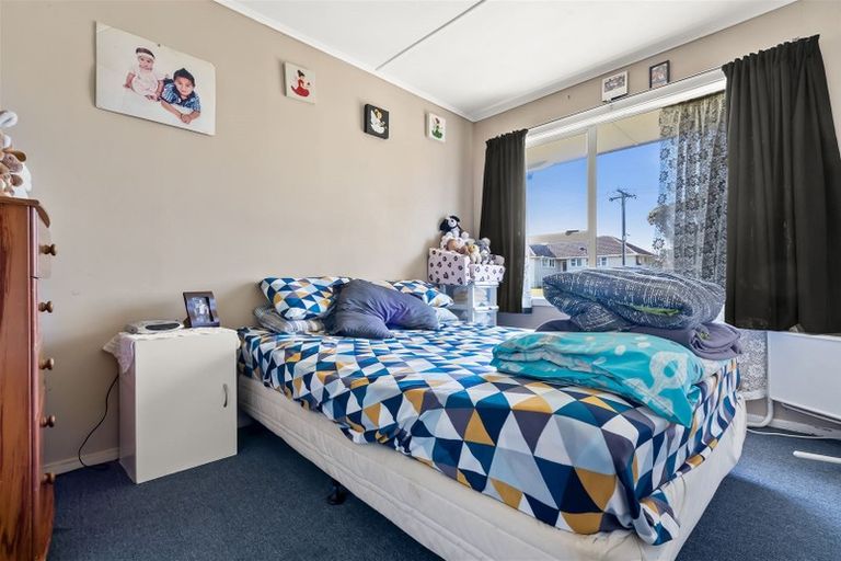 Photo of property in 4 White Road, Manurewa, Auckland, 2102