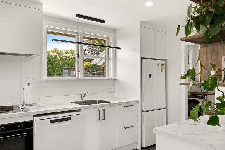 Photo of property in 18 Mooltan Street, Halfway Bush, Dunedin, 9010