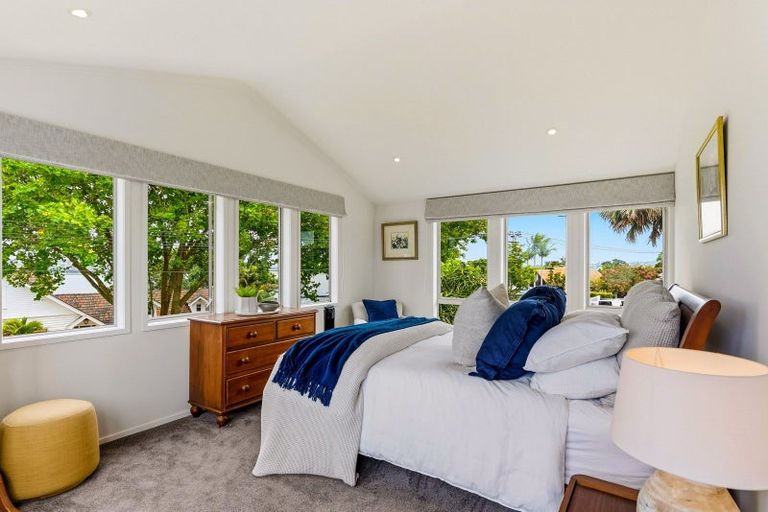 Photo of property in 6 Beresford Street, Bayswater, Auckland, 0622