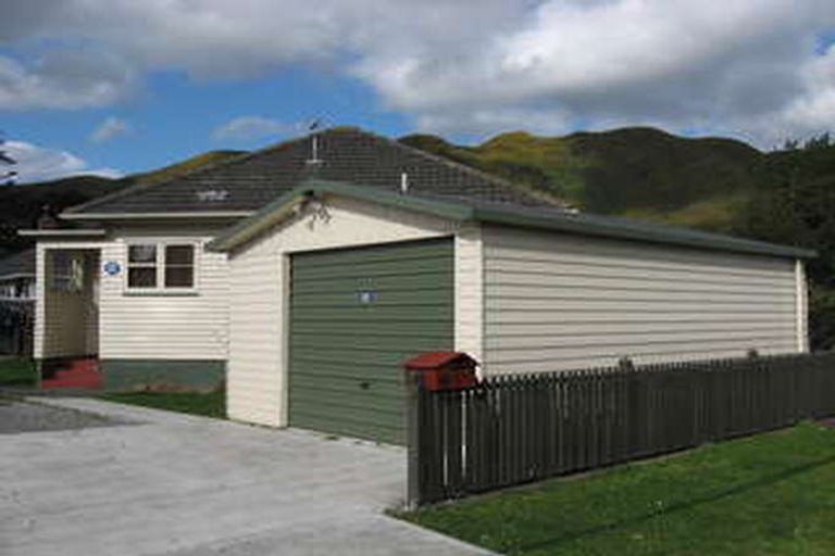 Photo of property in 28 Bell Road, Waiwhetu, Lower Hutt, 5010