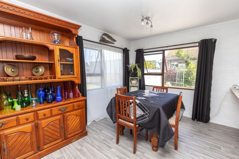 Photo of property in 50 Mahana Road, Ngatea, 3503