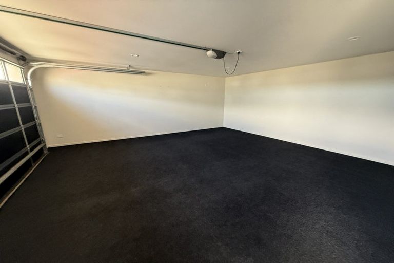 Photo of property in 17 Sunnyheights Road, Orewa, 0931