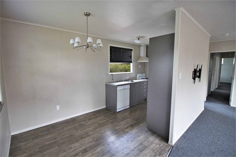 Photo of property in 17 Lilac Street, Melville, Hamilton, 3206