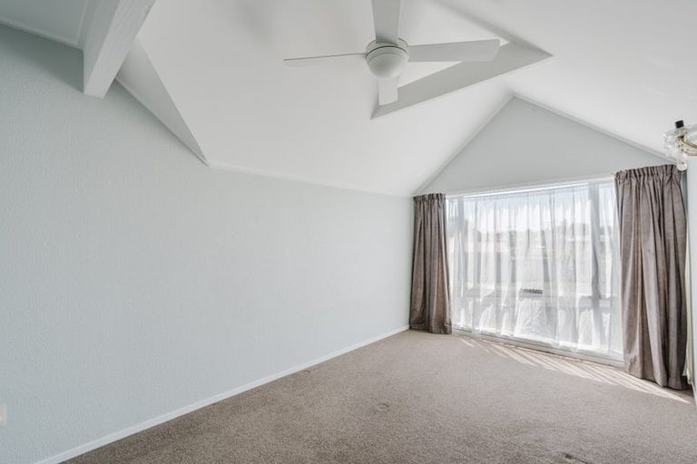 Photo of property in 1121 Heaphy Terrace, Fairfield, Hamilton, 3214