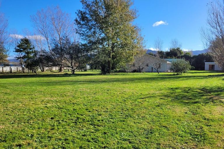 Photo of property in 109 Brandon Street, Featherston, 5710