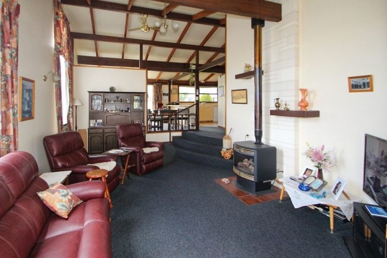 Photo of property in 28 Charles Street, Weston, Oamaru, 9401