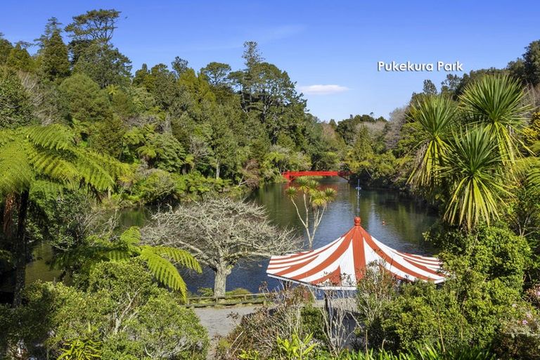 Photo of property in 55a Brooklands Road, Brooklands, New Plymouth, 4310