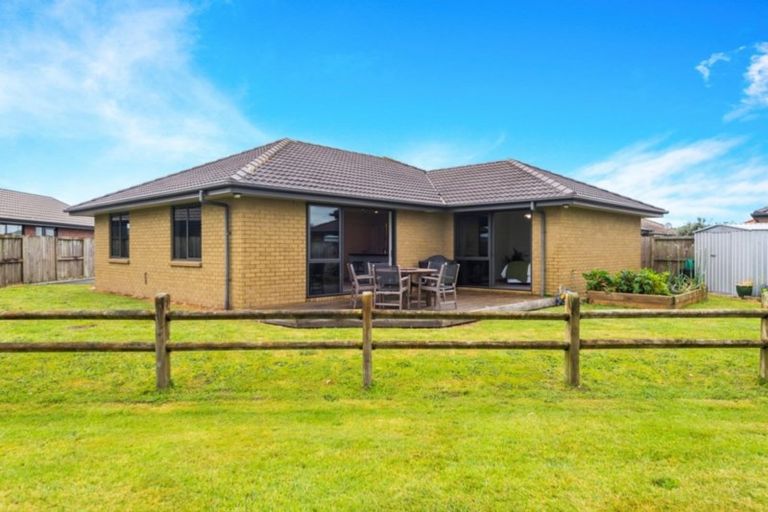 Photo of property in 7 Chadwick Place, Rototuna North, Hamilton, 3210