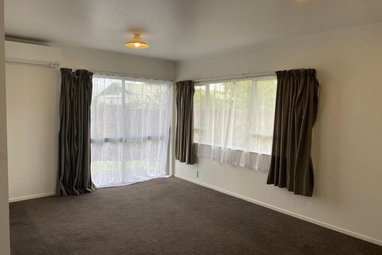 Photo of property in 6 Ballagh Close, Onerahi, Whangarei, 0110