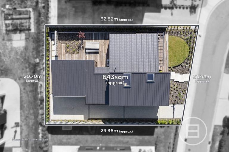 Photo of property in 16 Robrosa Street, Wanaka, 9305