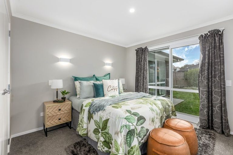 Photo of property in 33 Tradewinds Drive, Whitby, Porirua, 5024