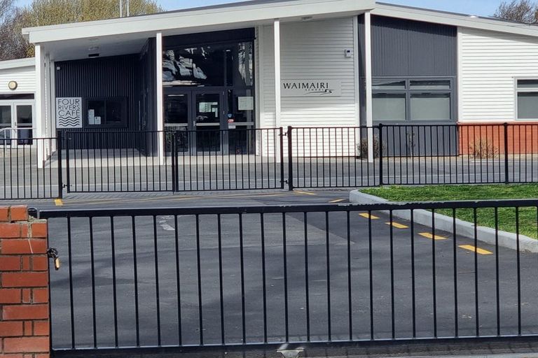 Photo of property in 4 Tillman Avenue, Strowan, Christchurch, 8052