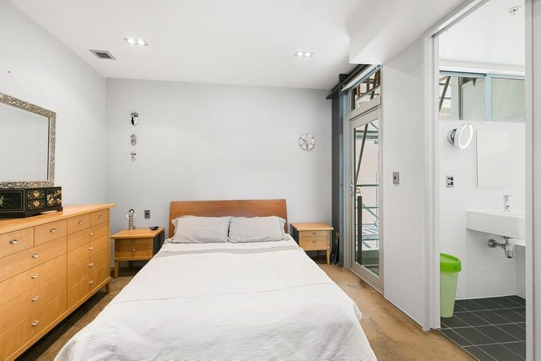 Photo of property in Cubana Apartments, 3/158 Cuba Street, Te Aro, Wellington, 6011