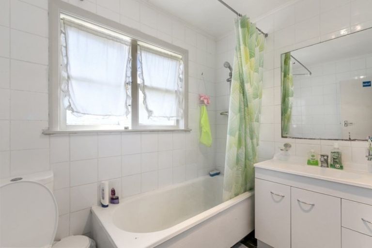 Photo of property in 35 Frederick Street, Wainuiomata, Lower Hutt, 5014