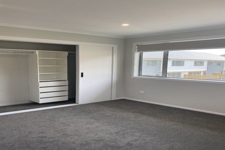 Photo of property in 9 John Reynolds Square, Hutt Central, Lower Hutt, 5010