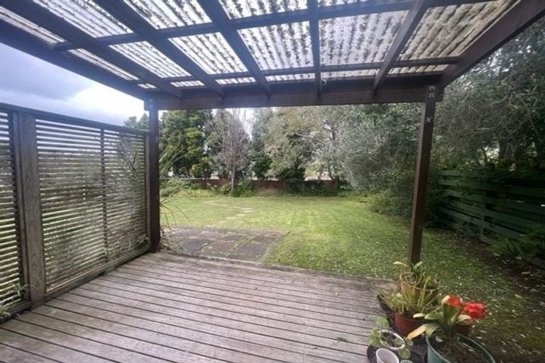 Photo of property in 2/56 Lynden Avenue, Hillcrest, Auckland, 0627