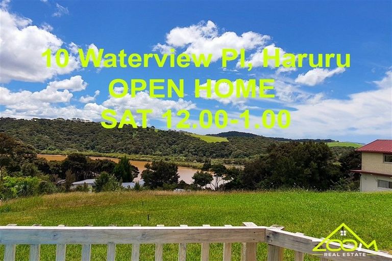 Photo of property in 10 Waterview Place, Haruru, 0204