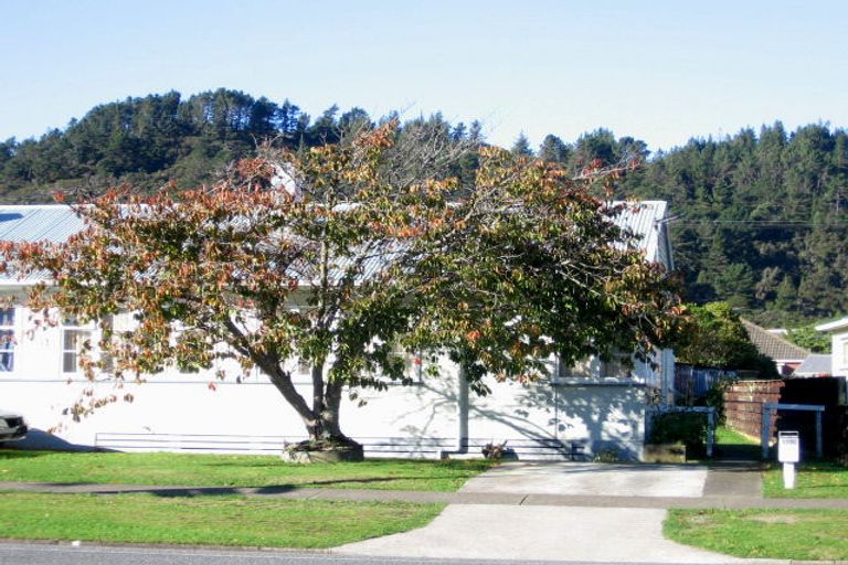 Photo of property in 1260 High Street, Taita, Lower Hutt, 5011