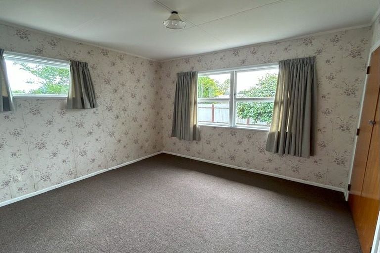 Photo of property in 14 Hornsby Street, Carterton, 5713