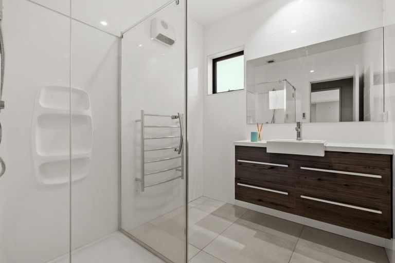 Photo of property in 41 Andalusian Way, Karaka, Papakura, 2113