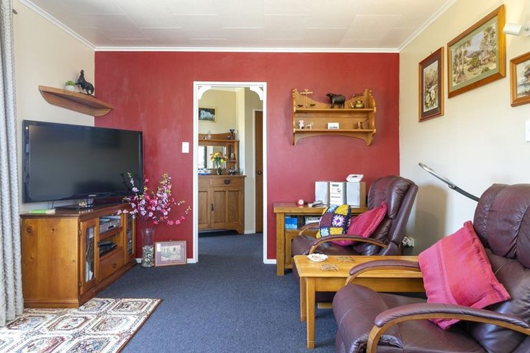 Photo of property in 66 Richmond Avenue, Richmond Heights, Taupo, 3330
