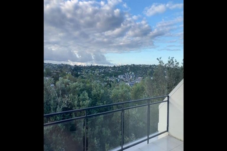 Photo of property in 7/49 Browns Road, Browns Bay, Auckland, 0630