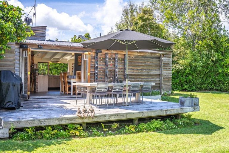 Photo of property in 22 Old Hautere Road, Hautere, Otaki, 5582