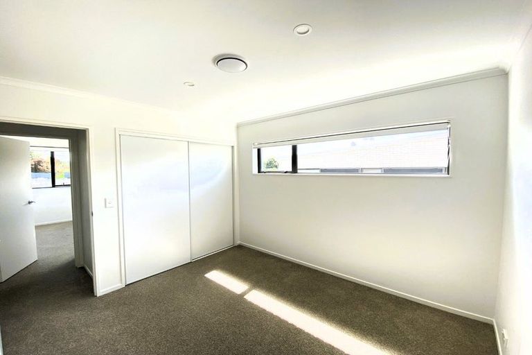 Photo of property in 30b Titoki Street, Te Atatu Peninsula, Auckland, 0610
