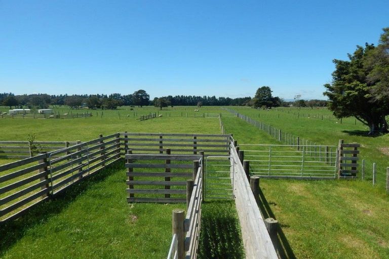 Photo of property in 420d Wiltons Road, West Taratahi, Carterton, 5791