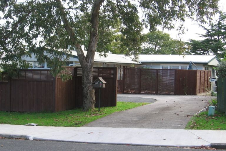Photo of property in 9 O'halloran Road, Howick, Auckland, 2014
