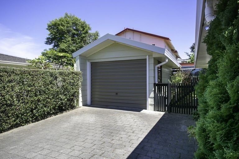 Photo of property in 52b Hamilton Road, Cambridge, 3434