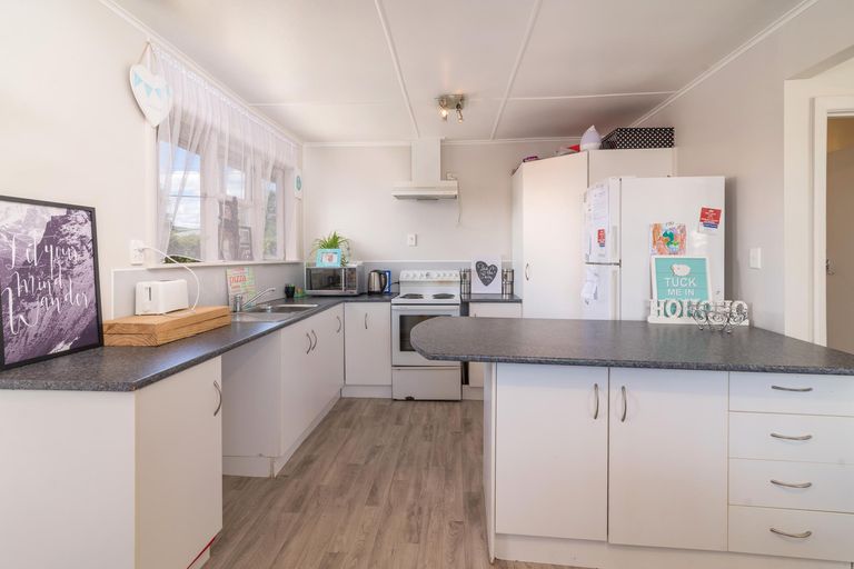 Photo of property in 14a Reeve Road, Owhata, Rotorua, 3010